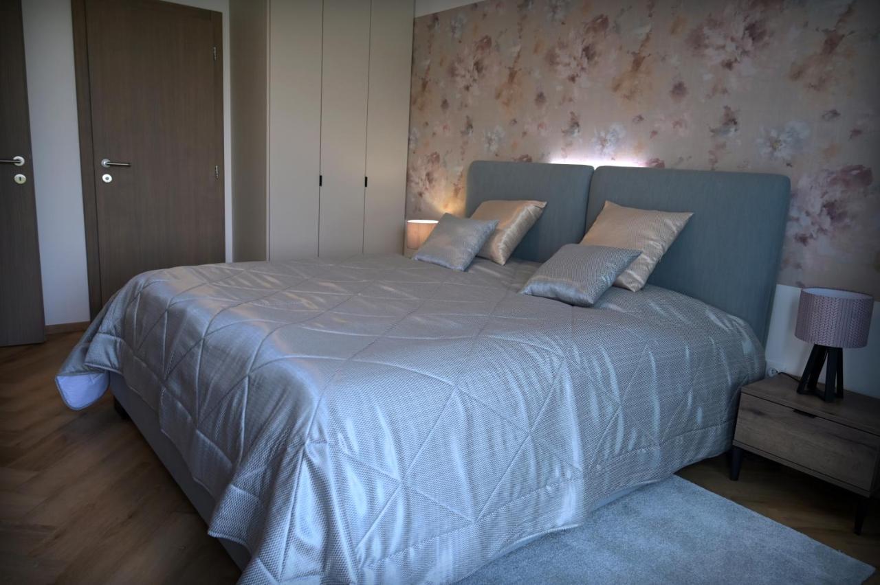 Apartman Golfballs Sajdikove Humence Dış mekan fotoğraf